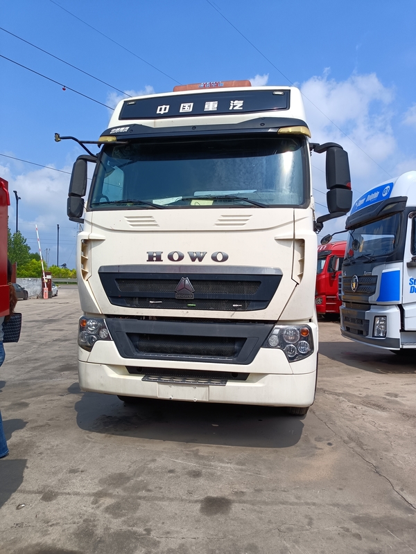 Gebruikte Trekker Truck Kop Te Koop HOWO T7H 6*4 Aandrijving  440pk  Beste Chinese Trekker Truck Merken