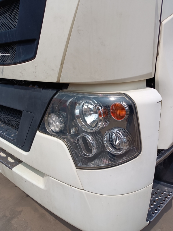 Gebruikte Trekker Truck Kop Te Koop HOWO T7H 6*4 Aandrijving  440pk  Beste Chinese Trekker Truck Merken