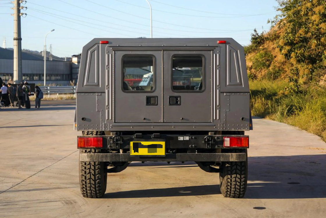 Mis de 2022 Dongfeng Mengshi Nixingzhe 500 4.0T V8 Diesel Low-Roof Van niet.