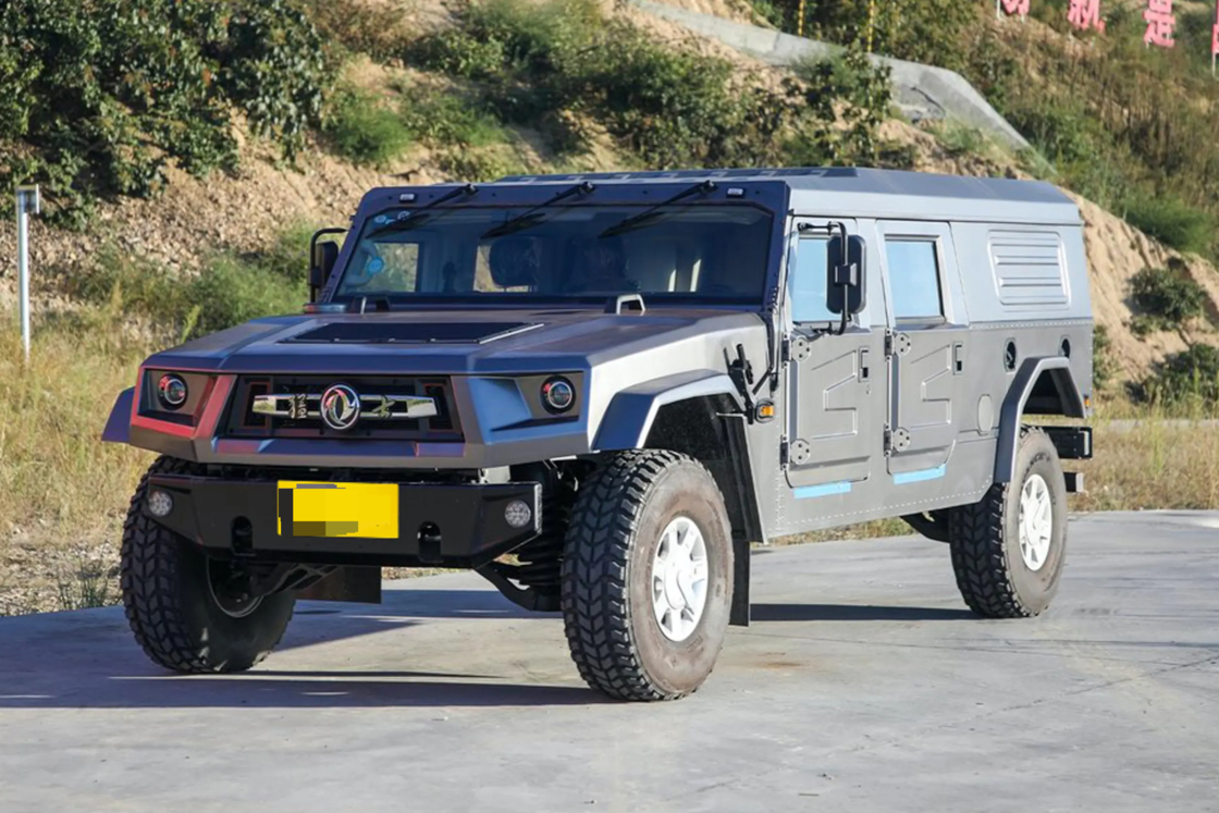 Mis de 2022 Dongfeng Mengshi Nixingzhe 500 4.0T V8 Diesel Low-Roof Van niet.