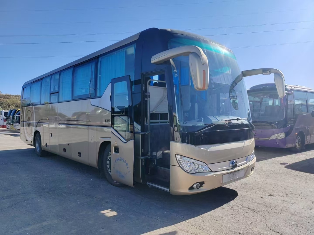 ZK6120 Yutong Gebruikte Passagiersbus 2020 50-Zitter 2+2 Indeling Eén Deur Linkerhandbesturing Luxe Bus