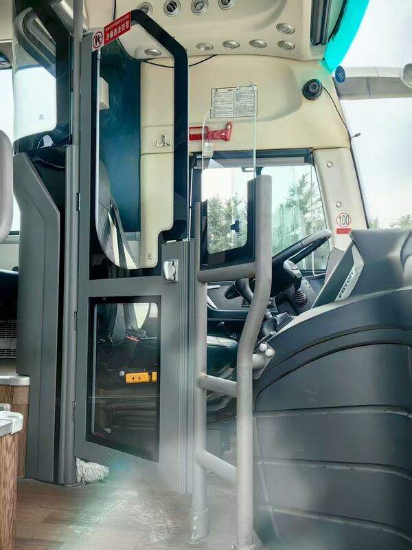 Gebruikte Diesel Foton Bus 50 zitplaatsen Leafspring Commuter School Airport Kerk Coach Bussen