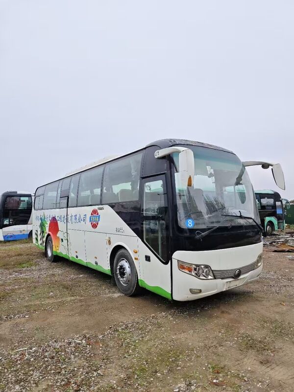 Coach Bus Tweedehands Yu-tong ZK6110 Diesel Coach Bus Yuchai 2020  55 Zitplaatsen  Luxe Vervoer Met Airconditioning