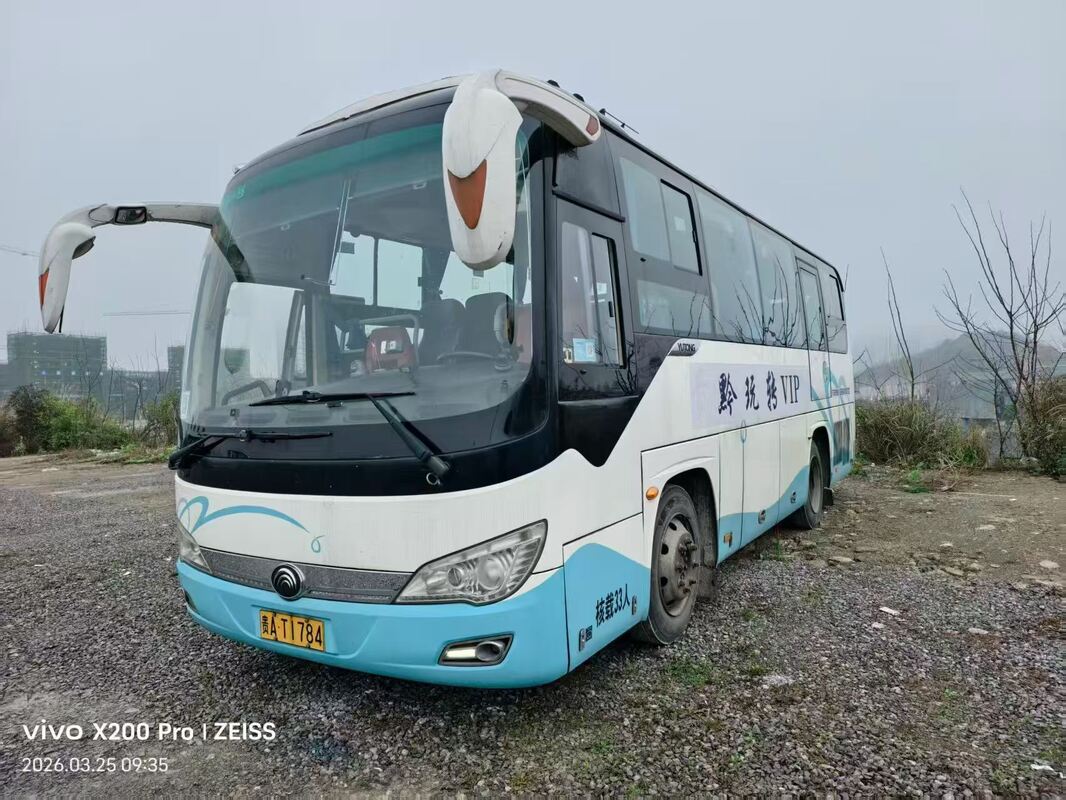 Gebruikte bussen Yu-tong ZK6888 Yuchai Euro5 Leaf Spring 33 zitplaatsen 2020 jaar Lux Transport met airconditioning Voor pendel of lange afstand