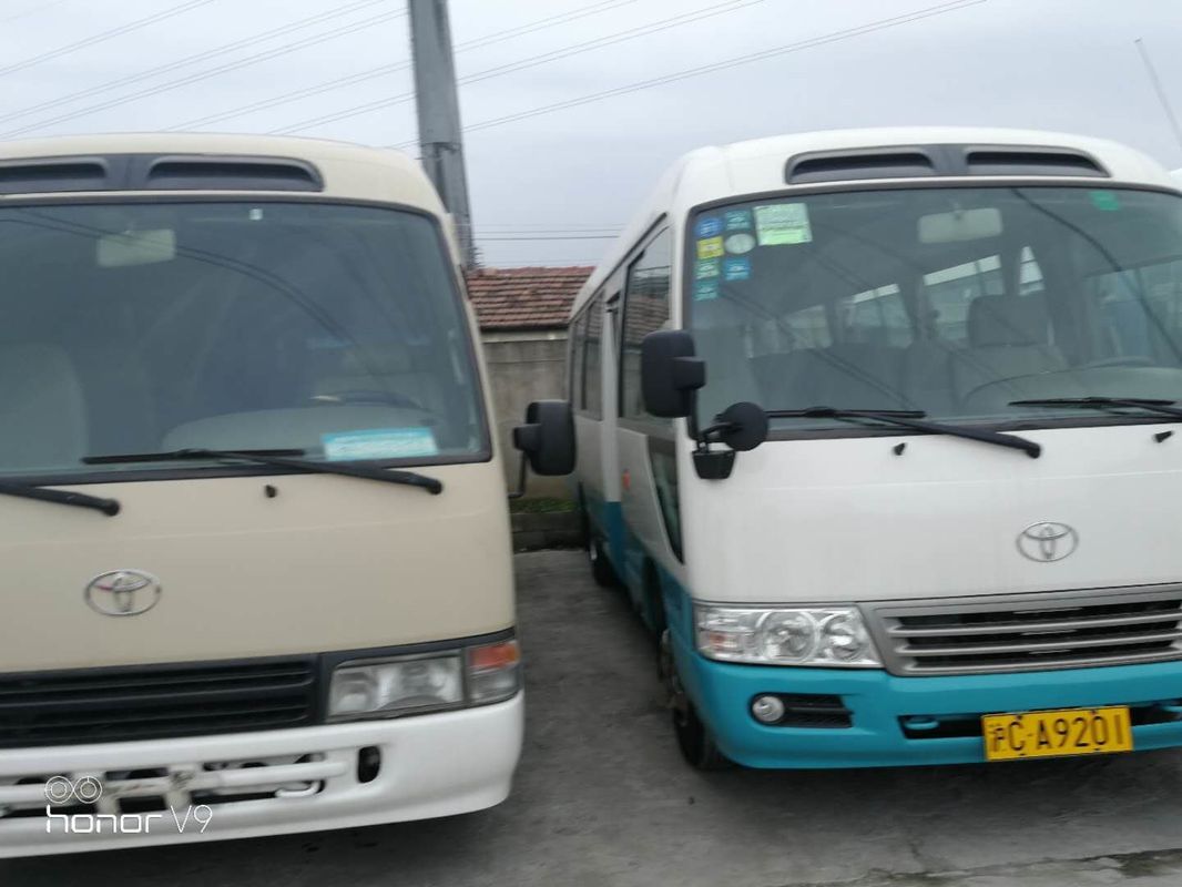 23-29 van de de Onderlegger voor glazenbus 2014-2018 van Toyota van de zetels Tweede Hand het Jaar Toyota Onderlegger voor glazen Gebruikt Japan