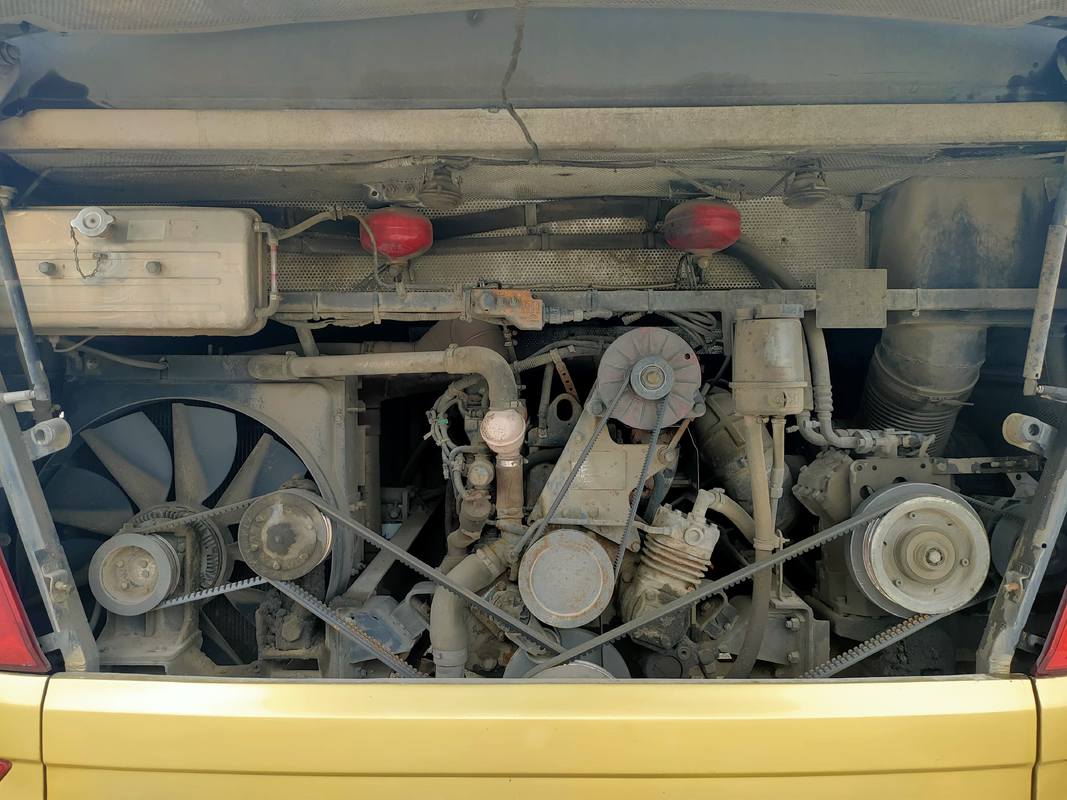 Gebruikte ZK6112D stadsbus 45 zitplaatsen dieselmotor langeafstandsbus voor Afrikaans openbaar vervoer