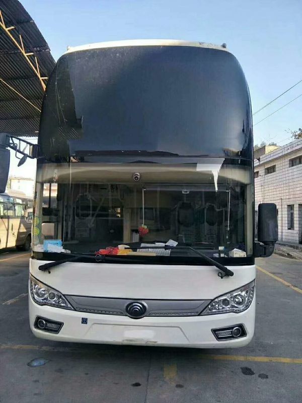Het Yutongmerk gebruikte het Jaar van de Busbus 2014 Negen Percenten Nieuw met 39 Seat Diesel Motor