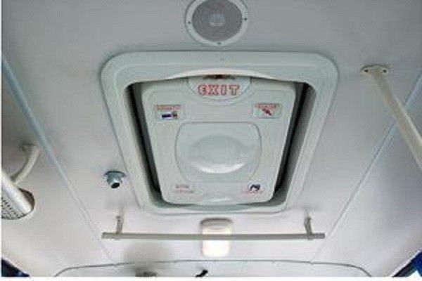 ZHONGTONG het merk gebruikte Jaar 24 de Motor Maximum Macht 80kw van de Busbus 2011 van Zetelsyuchai