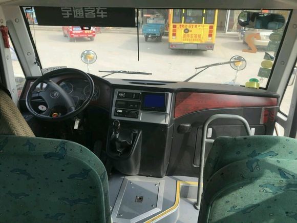 LHD-van de Diesel de Schoolbestelwagen Modellen Tweede Hand, Gebruikte Kleine Schoolbussen met 37 Zetels