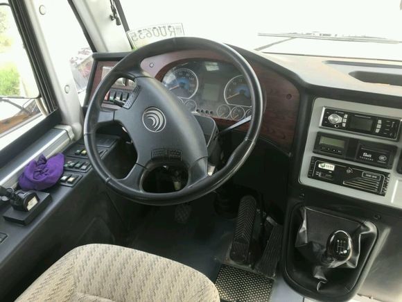 LHD-van de Diesel de Schoolbestelwagen Modellen Tweede Hand, Gebruikte Kleine Schoolbussen met 37 Zetels
