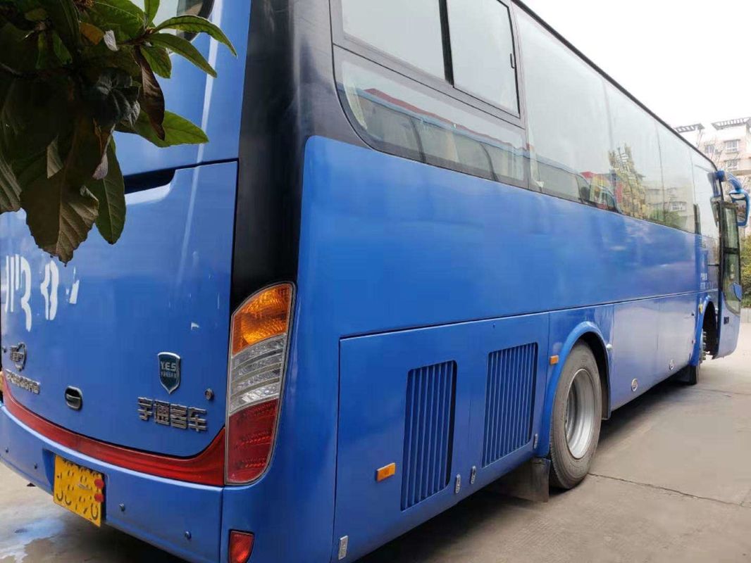 ZK6938H9 blauwe Gebruikte Yutong vervoert 39 Zetels Gebruikte het JAAR Grote Prestaties per bus van de Reisbus 2010
