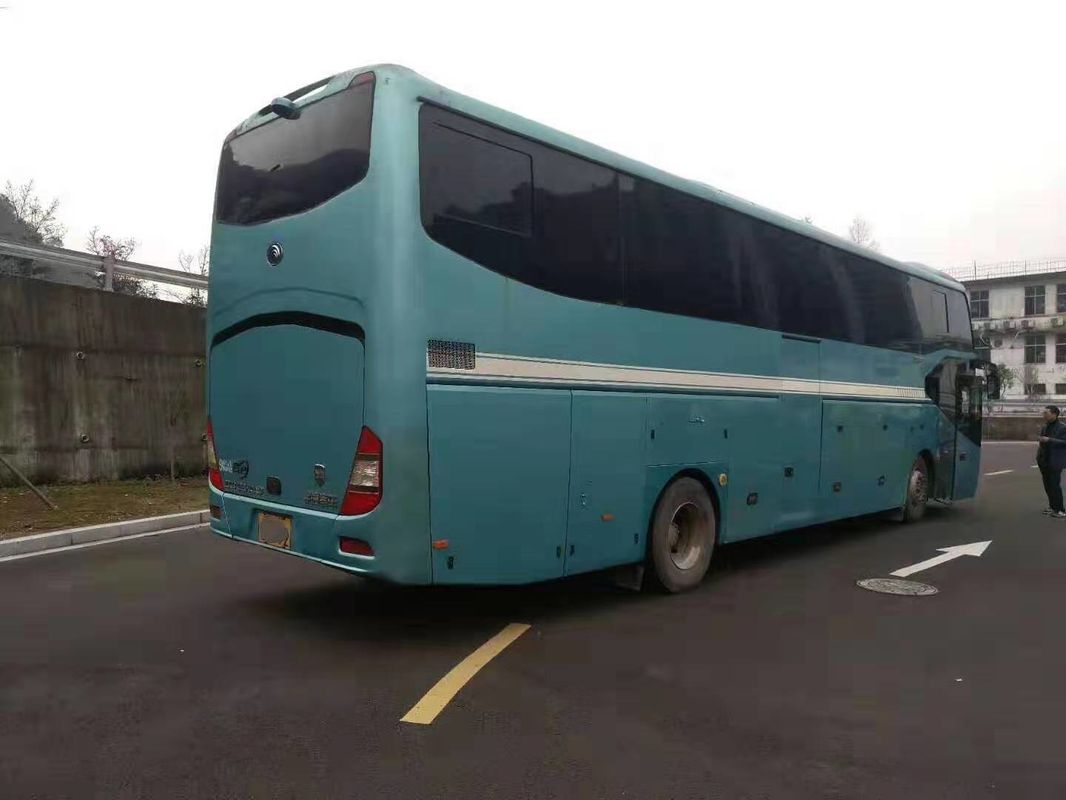 Euro Emissie Vier 49 Zetels Gebruikte Yutong-Bussen Anderhalf Onderlegger voor glazen van de Laag Tweede Hand met a/c