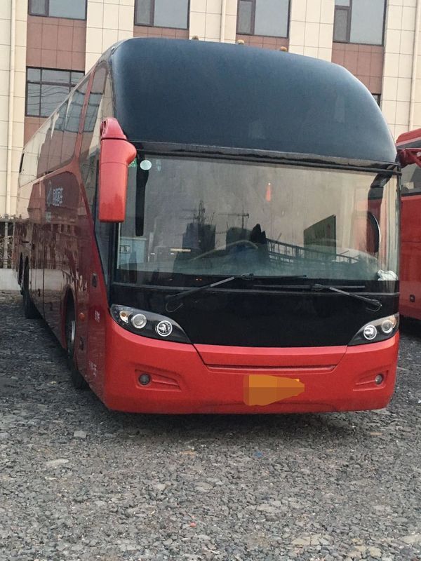 55 Seat Hogere Rode Gebruikte Reis Diesel van de Passagiersbus KLQ6147 Linkerleidings 2013 Jaar