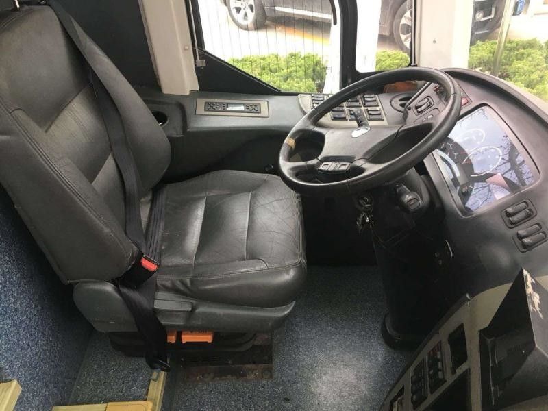 55 Seat Hogere Rode Gebruikte Reis Diesel van de Passagiersbus KLQ6147 Linkerleidings 2013 Jaar