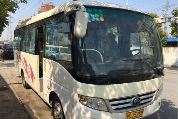 Euro III Mini de Bus 2011 Jaar 23 van Dieselmotoryutong Zetels gebruikte Automatische Versnellingsbak