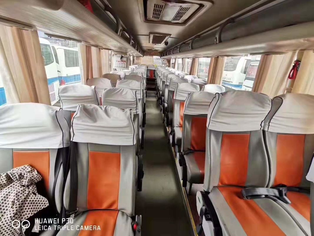 Diesel LHD Yutong Gebruikte Onderlegger voor glazenbus 55 het Blauwe Witte 2014 Jaar ZK6118 van de Zetelsbus