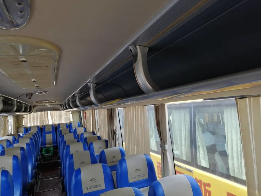 53 de zetels gebruikten Yutong-Bussen Zk 6117 Modelbusbus 2009 Jaar132kw Macht