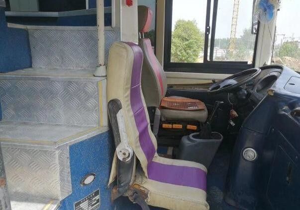 6120 modelleer Deisel 61 het Zetels Gebruikte Merk van het Jaaryoungman van de Passagiersbus 2011