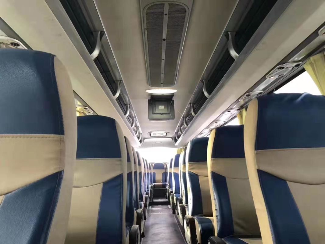 Één en het Halve Dek gebruikten Commercieel Model 2011 Jaar 59 van Busyutong Zk6127 Zetels