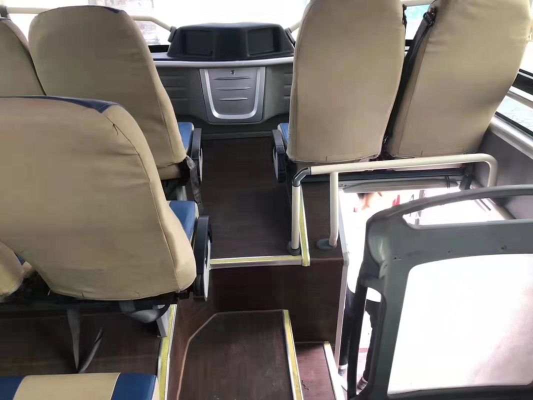 Één en het Halve Dek gebruikten Commercieel Model 2011 Jaar 59 van Busyutong Zk6127 Zetels