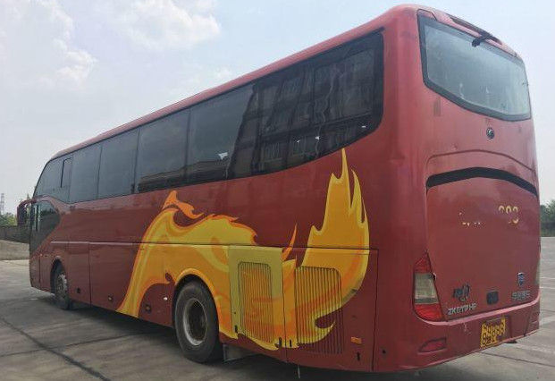 Gebruikt van de de Tweede Handtoerist van Yutong de Bus 2011 Jaar 51 Zetels 6117 de Model Maximum Snelheid van 100km/H
