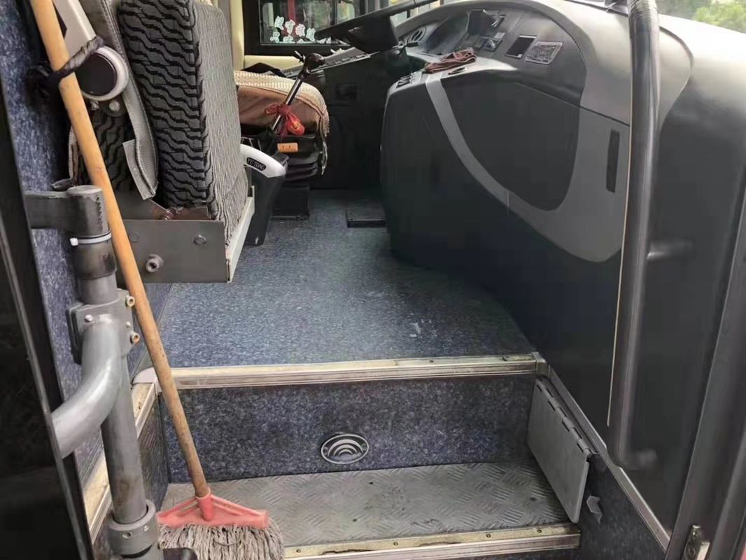 Reizende Gebruikte Yutong-Bussen 55 Seat-Diesel 2013 Jaarlhd Aandrijving 12000 × 2550 × 3890mm