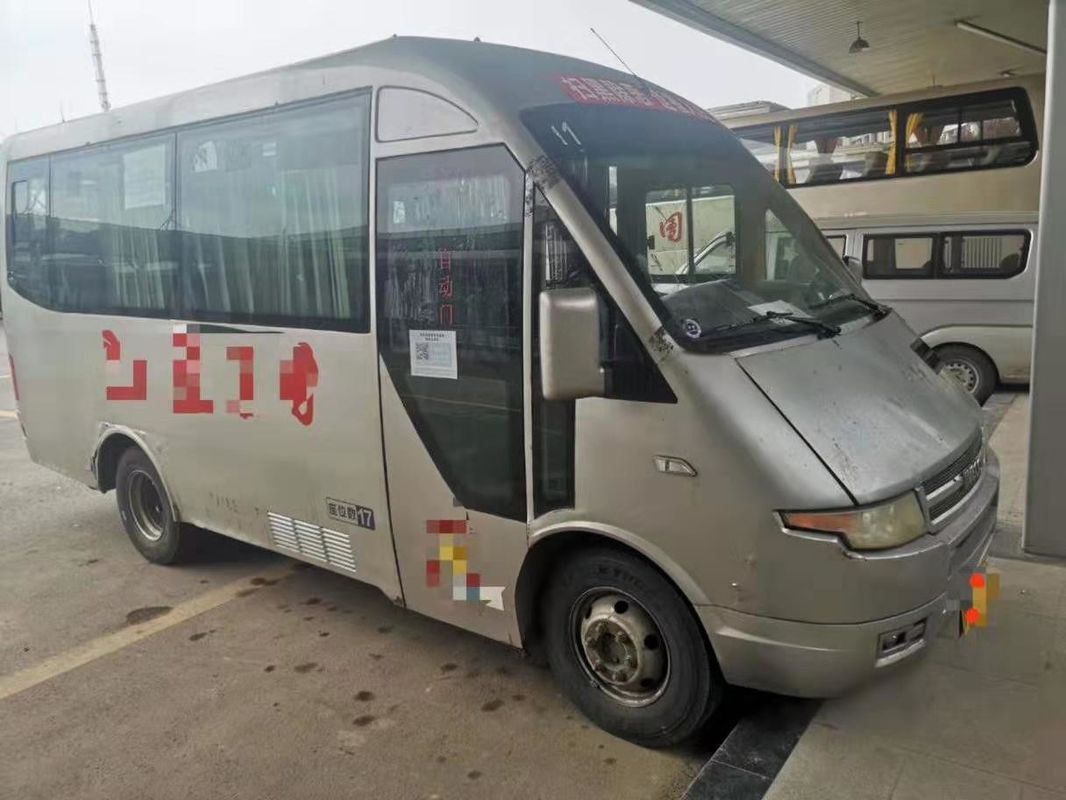 2013 Jaar Gebruikte MT 17 van de Onderlegger voor glazenbus Diesel LHD 2798ml van de Zetels Minibus Verplaatsing