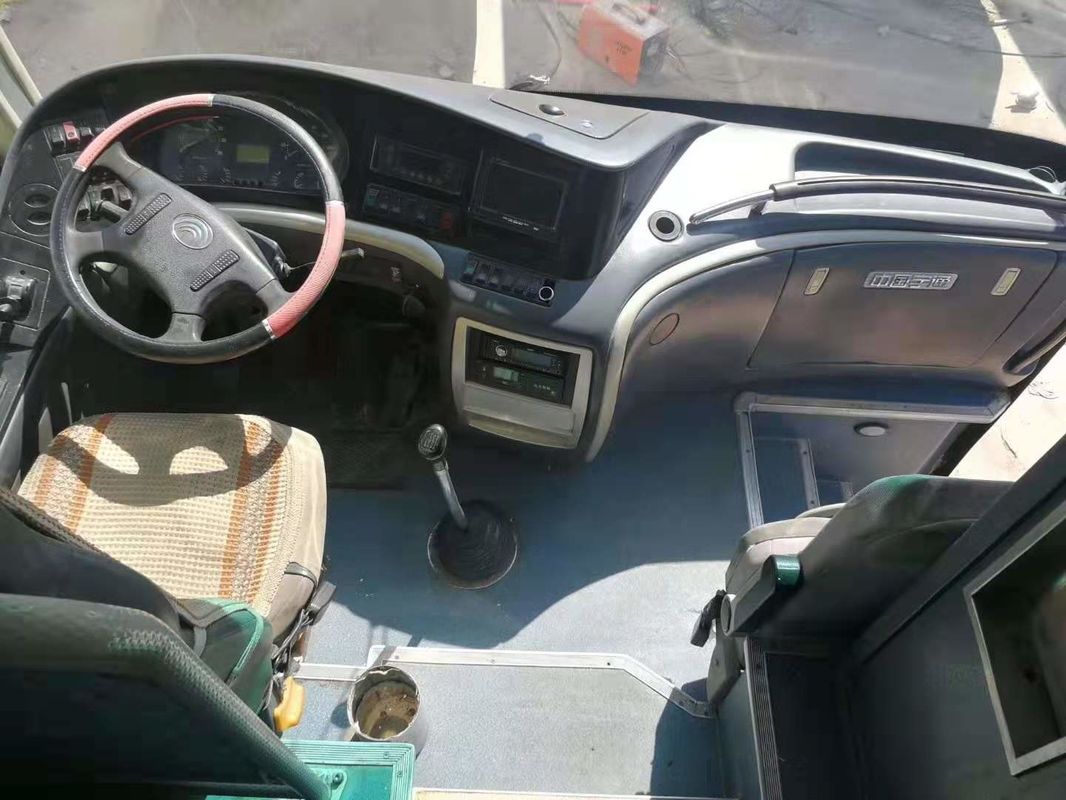 De linkerleiding gebruikte 55 Seater Bus 2011 Jaar6120hy19 Purple met Leerzetels