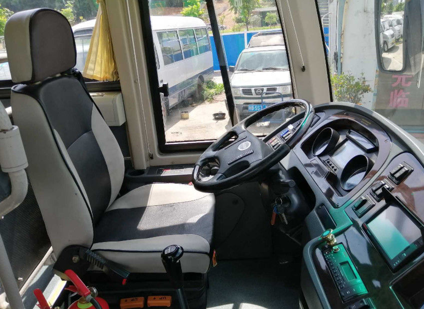 38000km Afstand in mijlen Gebruikte Passagiersbus Gebruikte Koning Lang de Bus 2015 Jaar 51 van LHD/RHD-Zetels