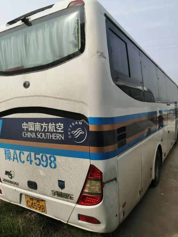 51 zetels Twee Deuren Gebruikte Passagiersbus LHD/Modelyutong de Bus 2010 Jaar van RHD Zk6127