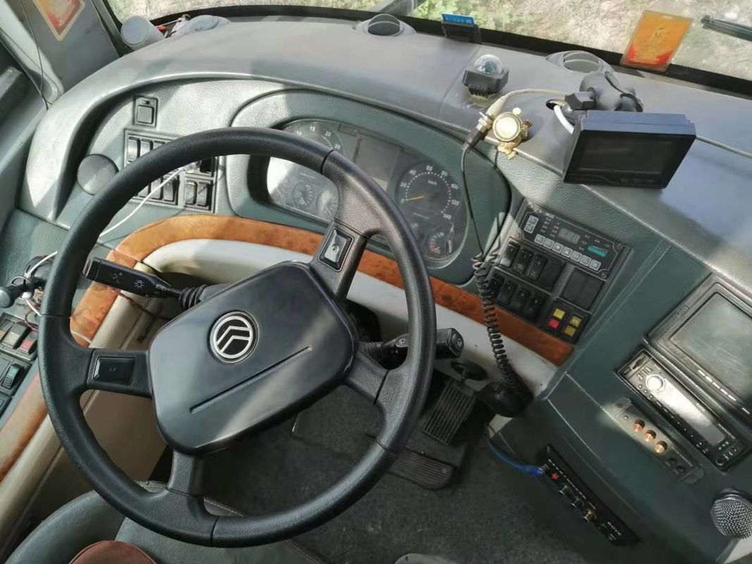 Het gouden Draakxml6125 Model gebruikte Jaar 55 van de Busbus 2010 Zetels100km/h Maximum Snelheid