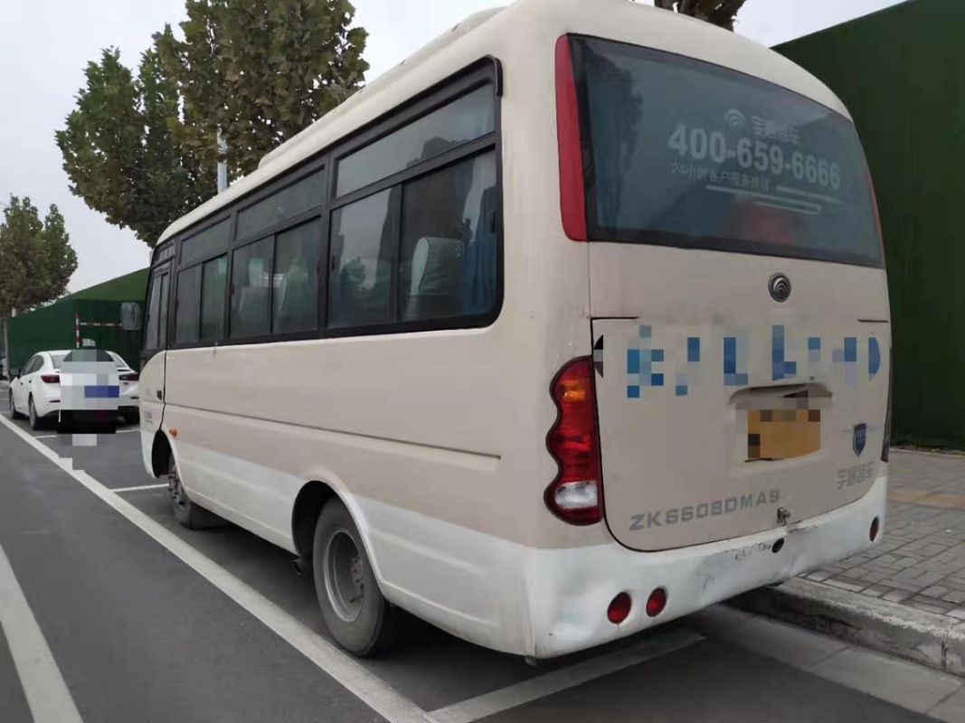 2011 Jaar Gebruikte Yutong-Bus Modelzk6608 19 Zetels Linkeraandrijving Modelzk6608 Geen Ongeval 2 As