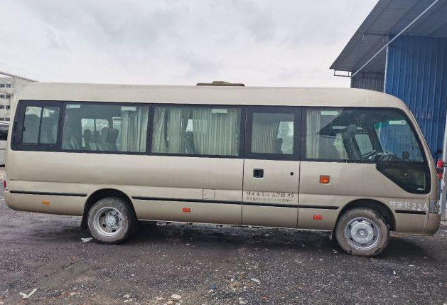 Gebruikte Commerciële Bus met Bus 22 Zetels 2640mm Hoogte 4085mm van de Luxeonderlegger voor glazen Wielbasis
