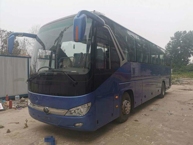 De diesel Dubbele Deuren 51 Zetels 2017 Jaar Gebruikte KINGLONG vervoert Gebruikte Bus Bus With AC per bus