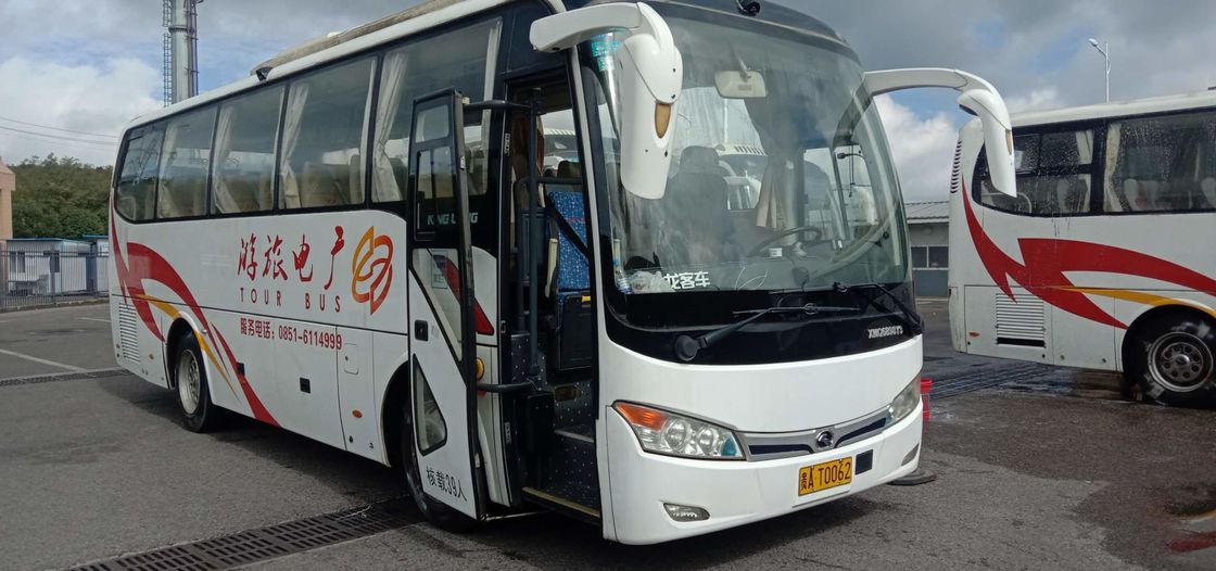 De 2015 Jaardiesel 168kw Kinglong XMQ6898 gebruikte Bus Bus 39/45 Zetels van de Zetelsluxe