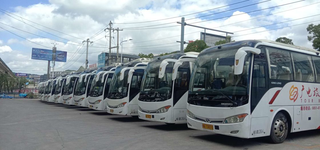 De 2015 Jaardiesel 168kw Kinglong XMQ6898 gebruikte Bus Bus 39/45 Zetels van de Zetelsluxe