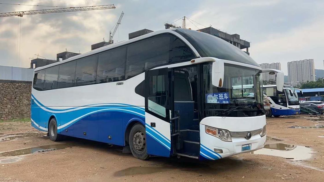 55 Zetels 6 Band 6050mm Wielbasis Gebruikte Yutong-de Naakte Verpakkings Dubbele Deuren van de Bussen Linkeraandrijving met ABS