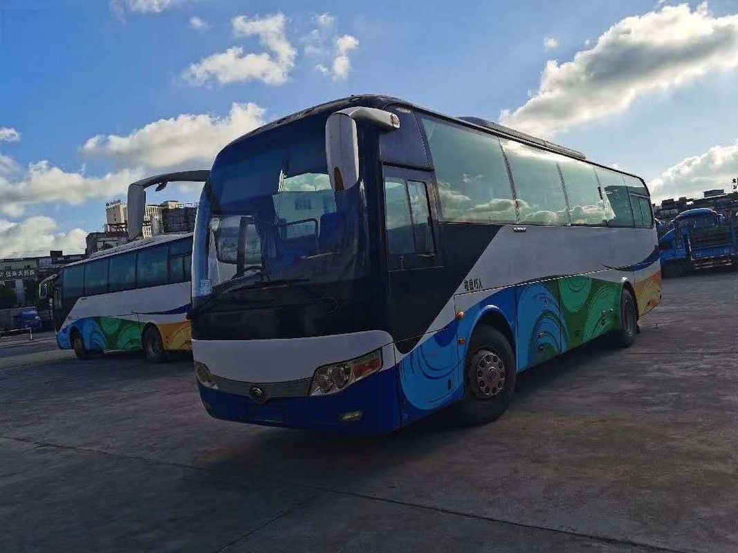 van de de Zetelszk6107 tweede Hand van 100km/H 180kw 45 de Bussen van Yutong gebruikten Yutong-bus Goede Voorwaarde met AC