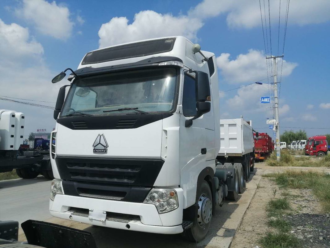 De Tractorvrachtwagen Hoofd6x4 van China Sinotruk Howo A7 met verschillende kleuren