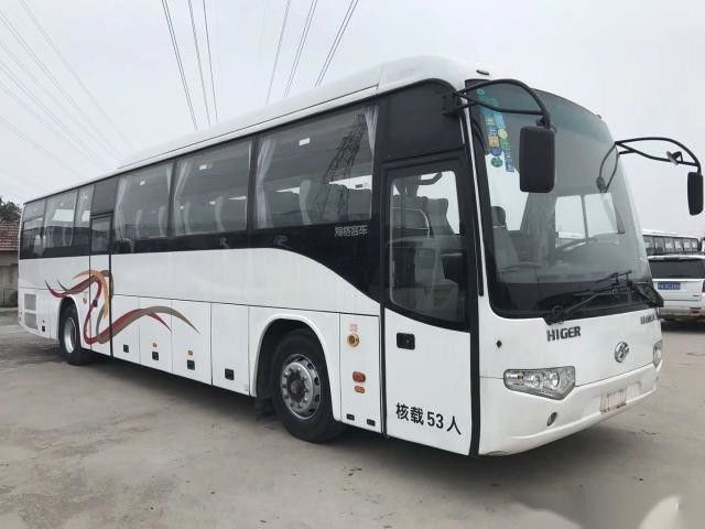 De lage van de de Chassis Euro III Goede Voorwaarde van het Kilometerluchtkussen Dubbele Deuren Gebruikte Modelklq6129 53 Zetels van de Busbus higer brand