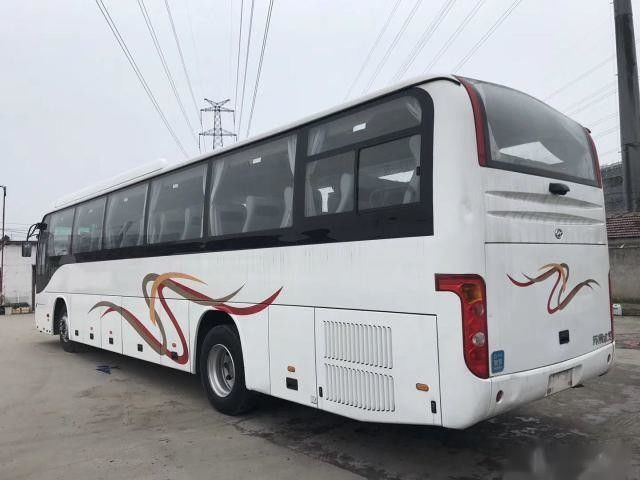De lage van de de Chassis Euro III Goede Voorwaarde van het Kilometerluchtkussen Dubbele Deuren Gebruikte Modelklq6129 53 Zetels van de Busbus higer brand