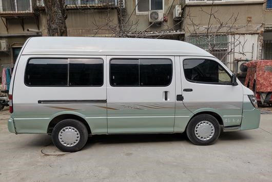 2013 Jaar 6 Zetelsbenzine JINBEI Hiace 2,0 Gebruikt Mini Bus No Accident