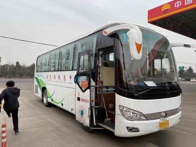 De linker van het Luchtkussenchassis van Leidings Enige Deuren de Luxevip Zetels gebruikten Zetels van het de Busmerk ZK6908 38 van Passagiers de Bus Gebruikte Yutong