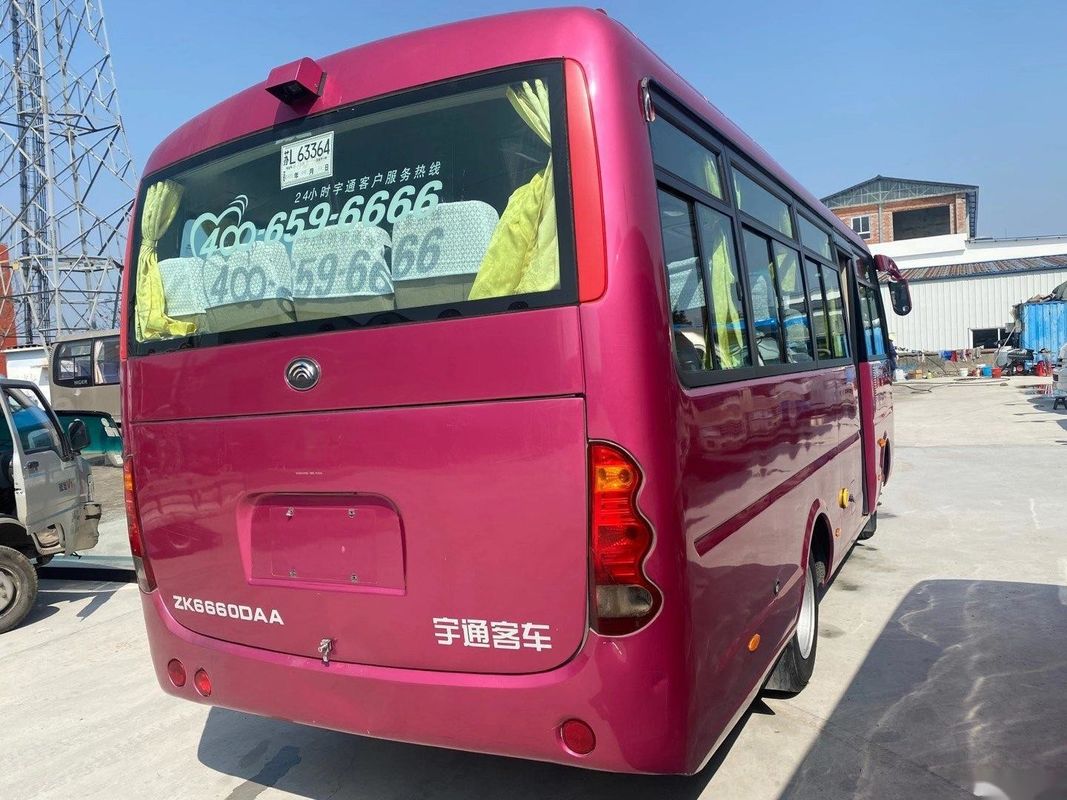 Gebruikte Yutong-Bussen Modelzk6660 24 Zetels Gebruikte Euro IV Staalchassis Front Engine Left Steering van de Passagiersbus