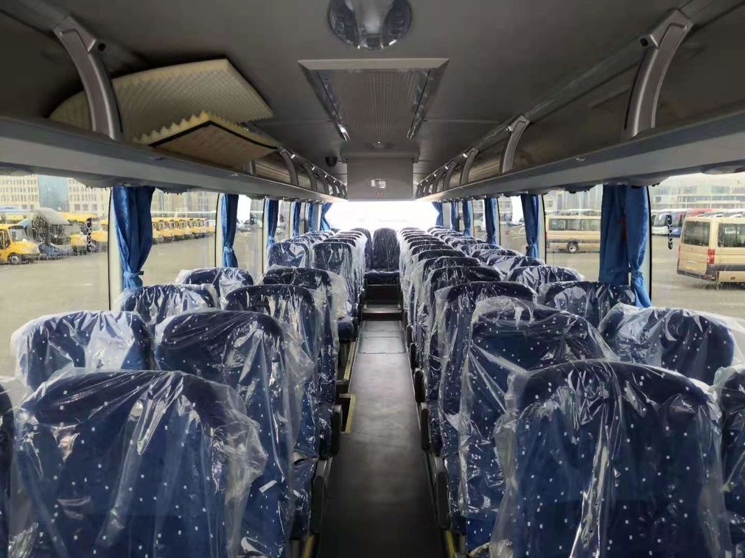 Gloednieuwe Yutong-Bus ZK6122H9 met 55 Zetels Witte Kleur in Bevorderings Achtermotor