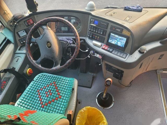 De gebruikte zhongtong bus LCK6119 48 chassis van het de motorluchtkussen van zetels de achteryuchai verdubbelt de linkeraandrijving van de deuren naakte verpakking