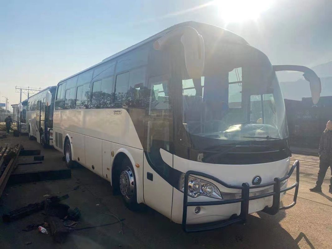 2012 Bussen 51 van Jaardiesel Gebruikte Yutong Zetelszk6110 Witte Kleur met Bumper