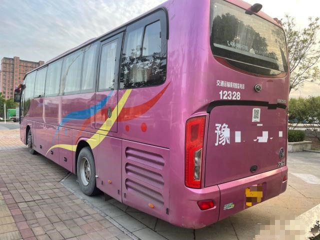 Vernieuw Gebruikte de Konings lange XMQ6113 Bus Bus 51 van 2015 Jaar Zetels gebruikte busdieselmotor Geen Ongevallenlhd Bus