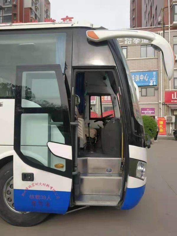 39 Zetels gebruikten de Gebruikte Bus Bus van Yutong ZK6908 Bus 2010 Dieselmotoren van de Jaarleiding LHD