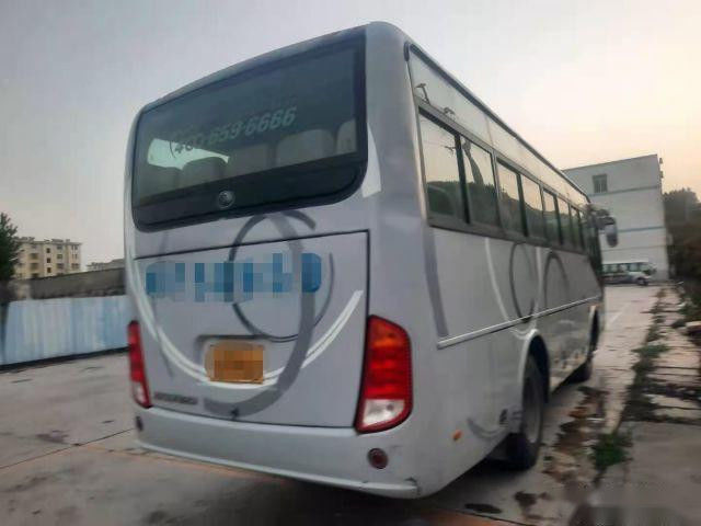 Het Yutongmerk ZK6792D 35 Zetelseuro III Front Engine Yuchai 160kw verliet Leiding Naakte Verpakking
